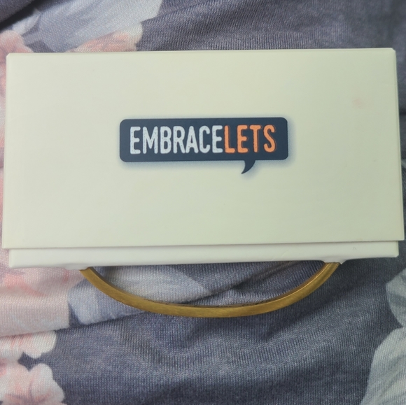 NIP-Embracelets Sparkle Gold-Inscribed Happy Girls Shine Brighter  ✨️ 💖 - Picture 2 of 6